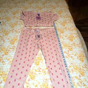 Savage Fenty pink women's night set, sexy, medium top and bottom